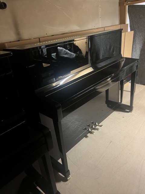 Schimmel mod. 120 i. Fra 1998